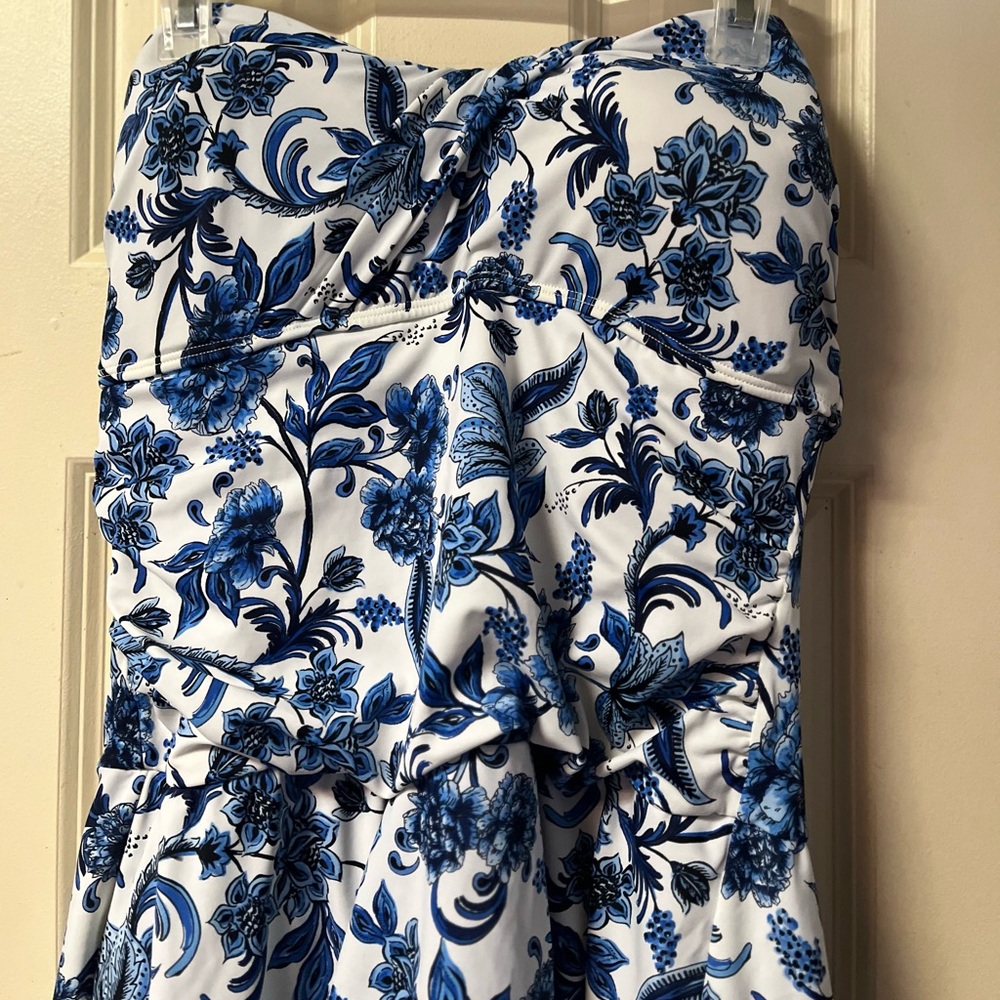 **New**With Tags ~ Bal Harbour ~ Women’s ~ Swimsuit ~ Size 16 ~ XL ~ With Straps - Picture 2 of 16